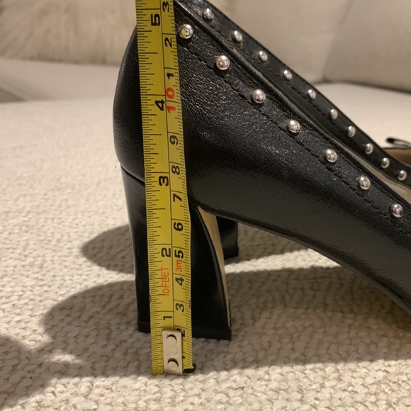 Black leather heels - Picture 3 of 4